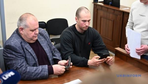 Суд обирає запобіжний захід патрульному, який втік під час теракту у Києві 13