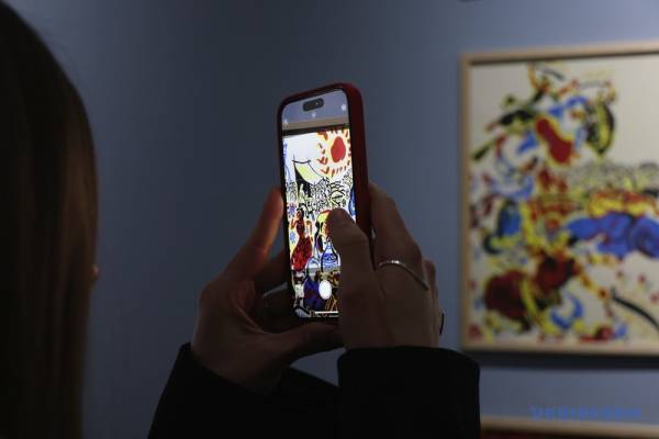 У Харкові відновив роботу музей літератури. 10