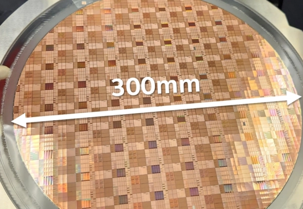 Intel створила найтонший у світі чіплет з нітриду галію 3