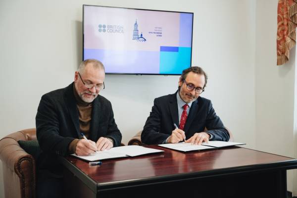 Меморандум про співпрацю між Києво-Печерською лаврою та Британською Радою укладено 5 Меморандум про співпрацю між Києво-Печерською лаврою та Британською Радою укладено 5