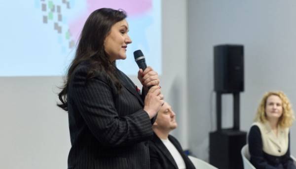 Головна 49 Стефанчук представив програму «Тисячоліття» на зустрічі з діячами кіно