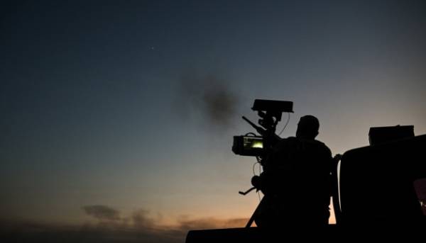 Протиповітряна оборона ввечері знищила 76 зі 110 російських безпілотників, що атакували Україну. 2