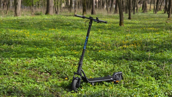 Proove Model City Pulse 350W: огляд найнеобхіднішого електросамоката 57