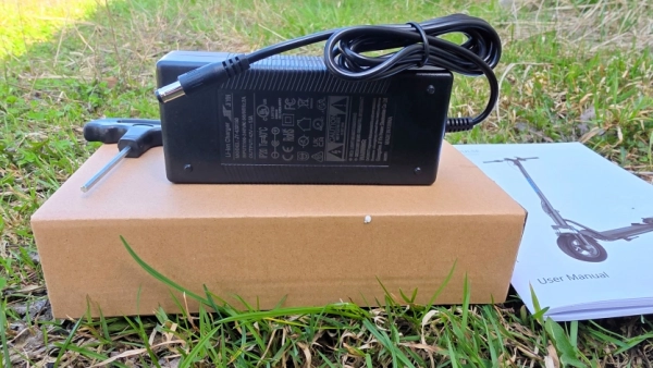 Proove Model City Pulse 350W: огляд найнеобхіднішого електросамоката 33