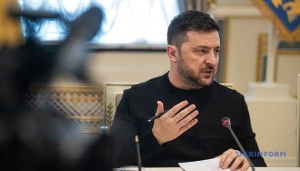 Україна відповість симетрично, якщо росіяни порушать режим тиші, – Зеленський 17