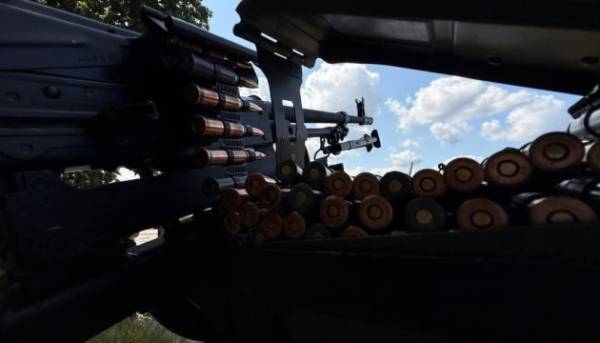 Головна 17 За минулу добу на фронті відбулося 164 бойові зіткнення, найбільша…