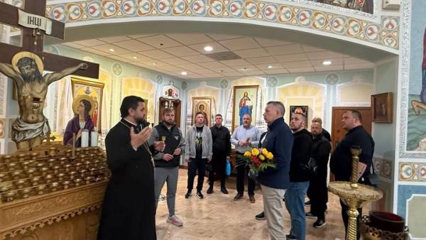 Військовослужбовці з України разом із ветеранами Сполучених Штатів Америки долучилися до пробігу на честь загиблих. 12 Військовослужбовці з України разом із ветеранами Сполучених Штатів Америки долучилися до пробігу на честь загиблих. 12