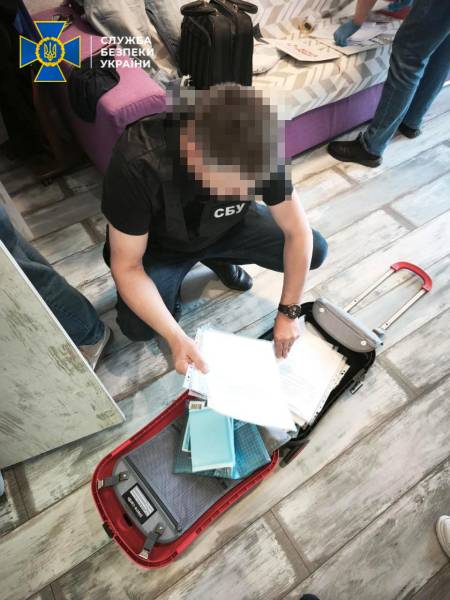 На Київщині заарештували співвласників компаній за підтримку «правоохоронців ЛНР» 6 На Київщині заарештували співвласників компаній за підтримку «правоохоронців ЛНР» 6