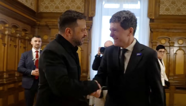 Головна 29 Зеленський висловив пропозицію Румунії щодо співпраці у сфері безпілотників.