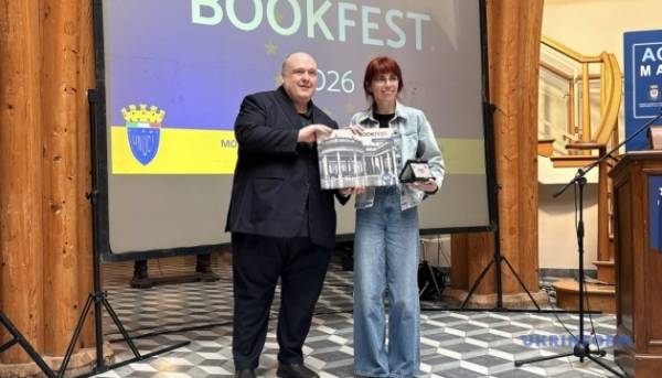Головна 38 Військова премія Монтекатіні в Італії присуджена журналістці Укрінформу Ользі Звонарьовій