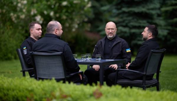 Зустріч щодо антибалістичних заходів, ключових переговорів та обмінів: Зеленський, Буданов, Умєров та Шмигаль провели спеціальну нараду 5 Зустріч щодо антибалістичних заходів, ключових переговорів та обмінів: Зеленський, Буданов, Умєров та Шмигаль провели спеціальну нараду 5