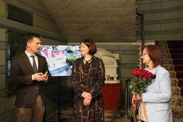У столиці стартувала виставка «Херсон. Шовкуненко. Врятоване» 6