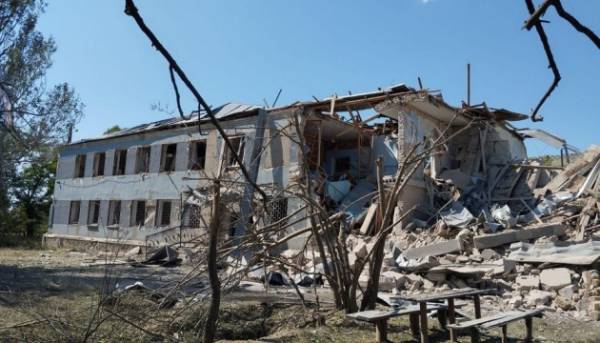 Російські війська знищили в Україні понад чотириста освітніх установ, повідомляє Лісовий 15