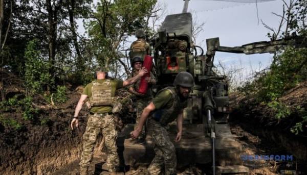 Головна 21 Починаючи з ранку на фронті відбулося понад шістдесят бойових зіткнень, найінтенсивніші бої тривають на Покровському та Гуляйпільському напрямках.