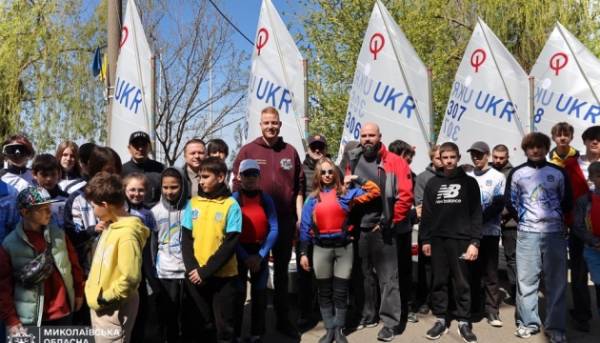 На Миколаївщині розпочато новий цикл змагань з вітрильного спорту 18