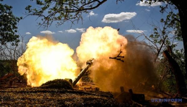 Головна 17 На передовій за минулий день відбулося понад 240 бойових зіткнень, найбільш напруженою ситуацією відзначаються Покровський та Гуляйпільський напрямки.