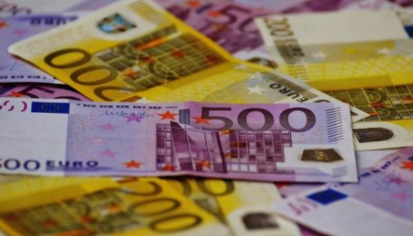 90 мільярдів євро від Євросоюзу: за яких обставин Україна одержить увесь запланований транш 15 90 мільярдів євро від Євросоюзу: за яких обставин Україна одержить увесь запланований транш 15