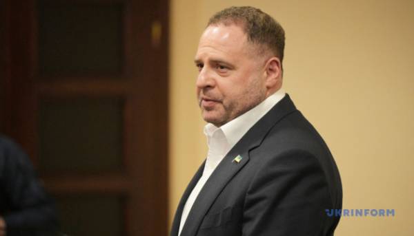 Головна 32 За Єрмака сплачено 140 мільйонів гривень застави