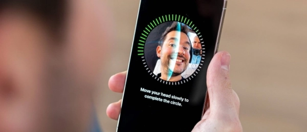 Metalenz Polar ID: розблокування обличчям під екраном для Android-смартфонів у 2027 році