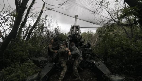 На лінії фронту відбулося 232 бойові зіткнення, українські війська відбили понад 70 ворожих штурмів на Покровському та Гуляйпільському напрямках. 10