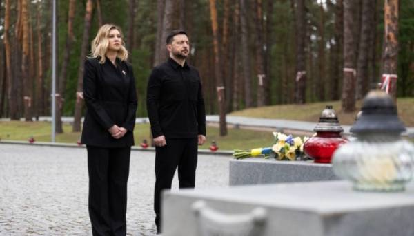 Президент Зеленський віддав шану пам’яті жертв політичних переслідувань.