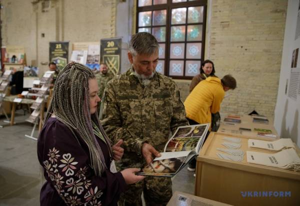 На «Книжковому Арсеналі» в Києві розпочалася робота 30