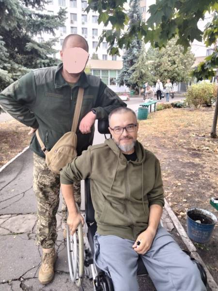 «Ми не повинні передавати цю війну майбутнім поколінням» 16 «Ми не повинні передавати цю війну майбутнім поколінням» 16