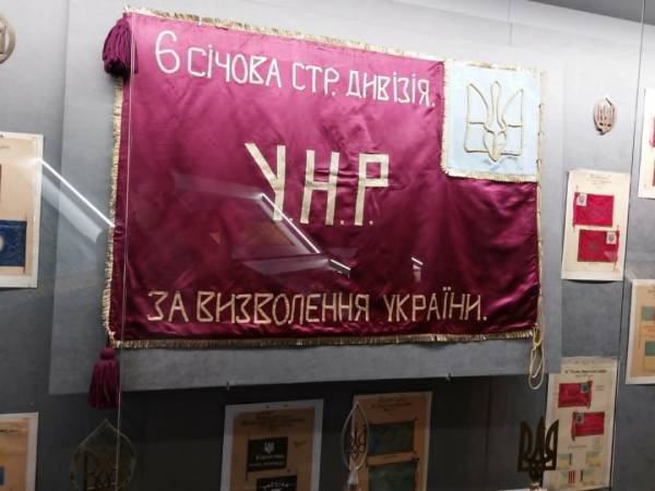 Петлюра повертається 14 Петлюра повертається 14