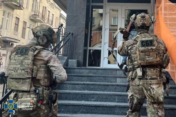 Декриміналізація порнографії в Україні: чи готова держава до зміни погляду 8 Декриміналізація порнографії в Україні: чи готова держава до зміни погляду 8