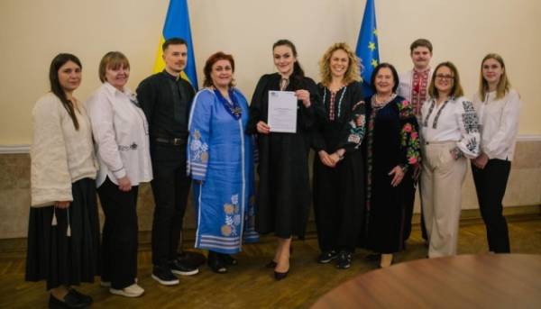 Головна 27 Вишиванку внесено до репрезентативного списку нематеріальної культурної спадщини людства за поданням Мінкульту
