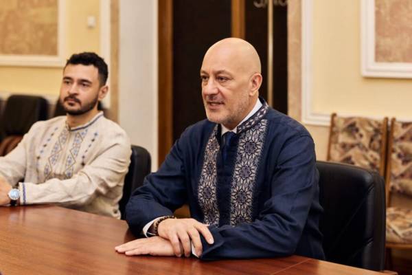 Бережна та посол Туреччини обговорили втілення спільних ініціатив та охорону культурної спадщини 6 Бережна та посол Туреччини обговорили втілення спільних ініціатив та охорону культурної спадщини 6