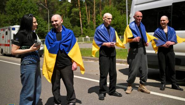 Україна звільнила сімох цивільних з полону РФ, повідомив Лубінець.