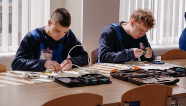 Головна 39 Кабмін трансформує систему фінансування професійно-технічної освіти: кошти спрямують на задоволення…