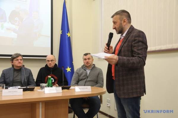 Зробити Росію знову невеликою 23