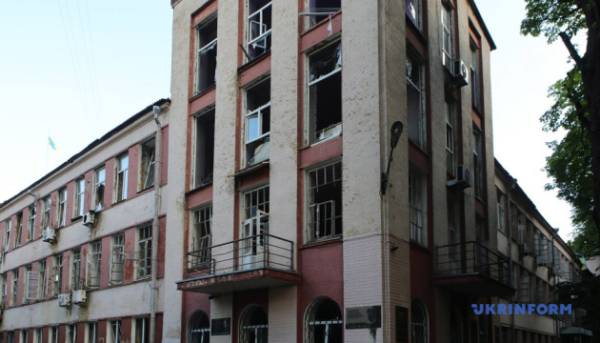 80% даху Успенського собору пошкоджено через російську атаку - Бережна 53