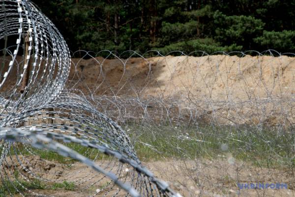 Чернігівщина цілодобово готується до будь-яких несподіванок з боку Білорусі 13