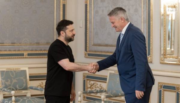 Україна сподівається отримати статус кандидата на членство в ОЕСР цієї осені - Зеленський 19