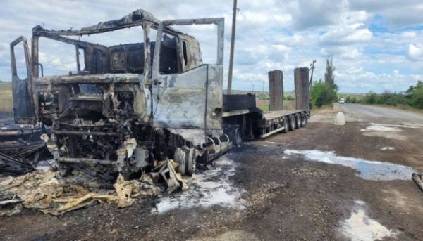Безпілотник ліквідував 10 одиниць техніки на місці дорожніх робіт 16 Безпілотник ліквідував 10 одиниць техніки на місці дорожніх робіт 16