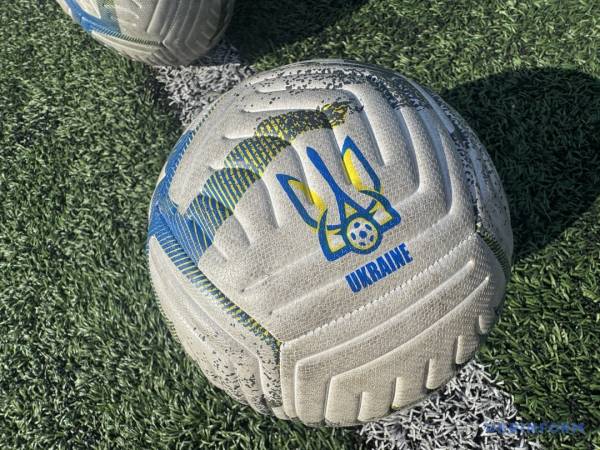 «Спорт та власна спільнота здатні допомогти краще за будь-якого психолога» 29 «Спорт та власна спільнота здатні допомогти краще за будь-якого психолога» 29