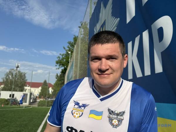 «Спорт та власна спільнота здатні допомогти краще за будь-якого психолога» 22 «Спорт та власна спільнота здатні допомогти краще за будь-якого психолога» 22