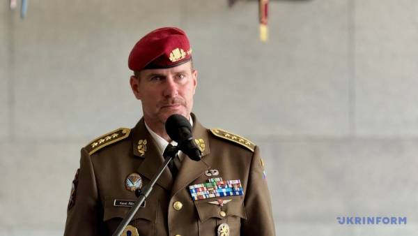 Армія Чехії виявляє інтерес до бойового досвіду Збройних сил України та планує продовжувати співпрацю з Україною, як повідомляє Генеральний штаб. 7