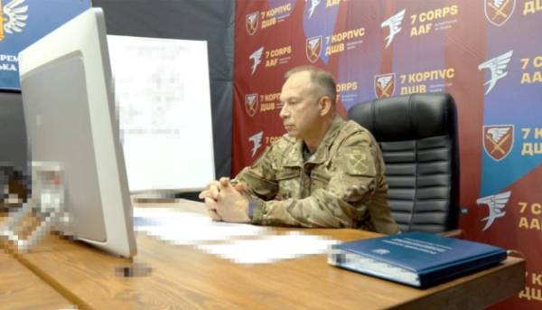 Головна 17 Українські сили оборони мають перевагу над росіянами в сегменті FPV-дронів, зазначає Сирський.