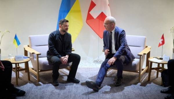 Головна 30 Володимир Зеленський провів переговори з главою Швейцарської Конфедерації в Женеві.