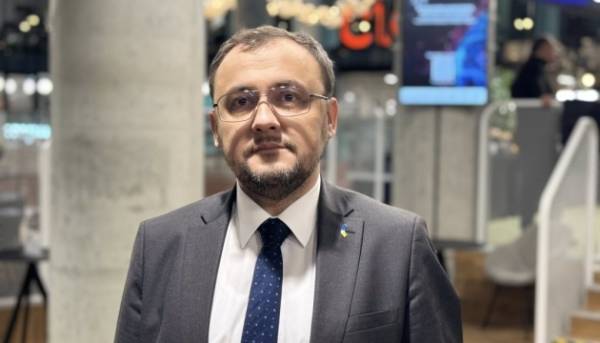 Головна 26 Посол Боднар залишив Орден «За заслуги Республіки Польща»