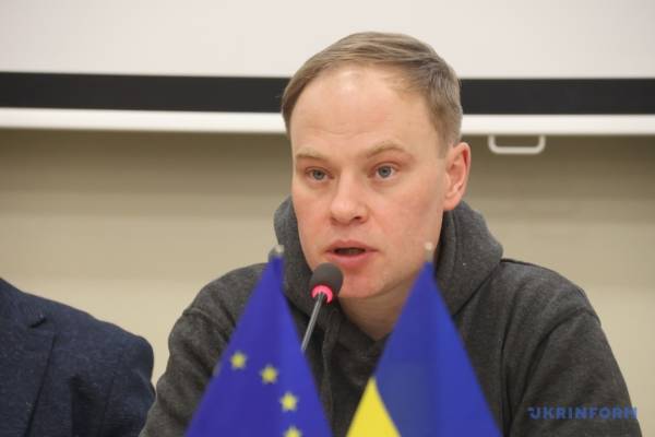 Зробити Росію знову невеликою 15