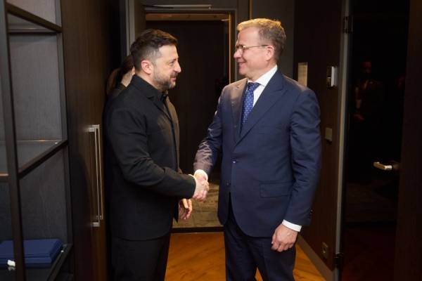 Зеленський і Орпо обговорили прогрес укладення угоди щодо дронів та співпрацю над антибалістичною програмою. 5 Зеленський і Орпо обговорили прогрес укладення угоди щодо дронів та співпрацю над антибалістичною програмою. 5