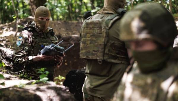Головна 17 Від початку дня на передовій зафіксовано 44 бойові зіткнення, противник виявляє найбільшу активність на трьох ділянках.