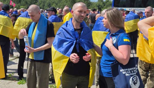 186 українців визволені з російського полону 18