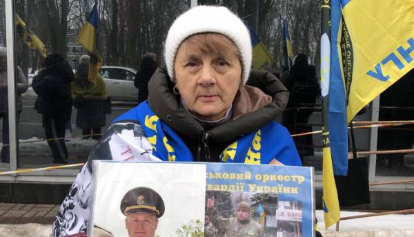 Диригент військового оркестру 12-ї бригади Нацгвардії з Маріуполя Іван Лужний звільнений з полону. 12