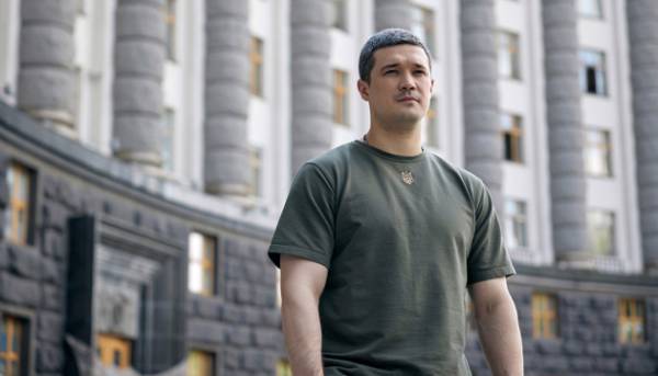 Федоров розповів, скільки бійців вже написали заяву на повернення з незаконного звільнення через "Армія+". 16 Федоров розповів, скільки бійців вже написали заяву на повернення з незаконного звільнення через "Армія+". 16